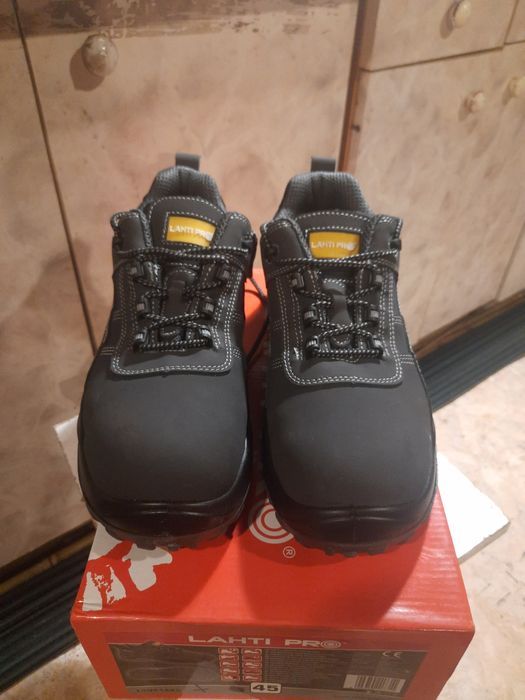 Buty ochronne LAHTI PRO rozm. 45