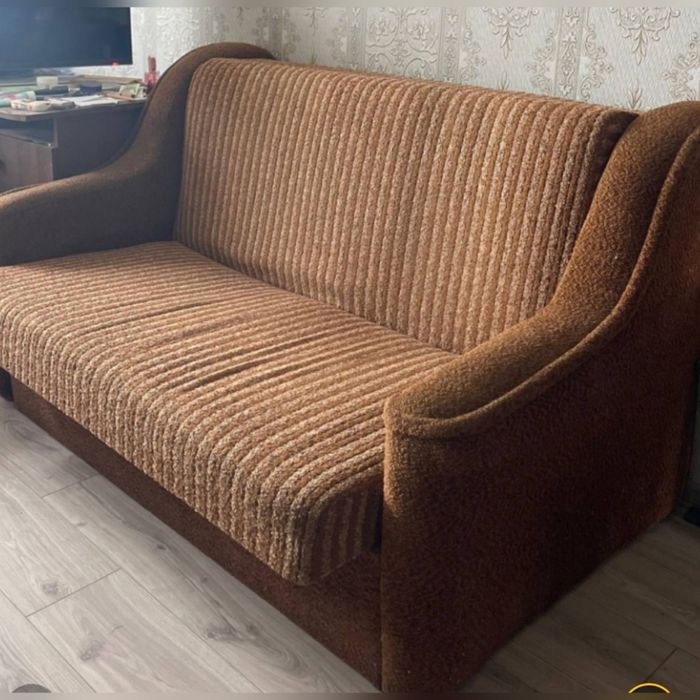 Продам  диван б/у