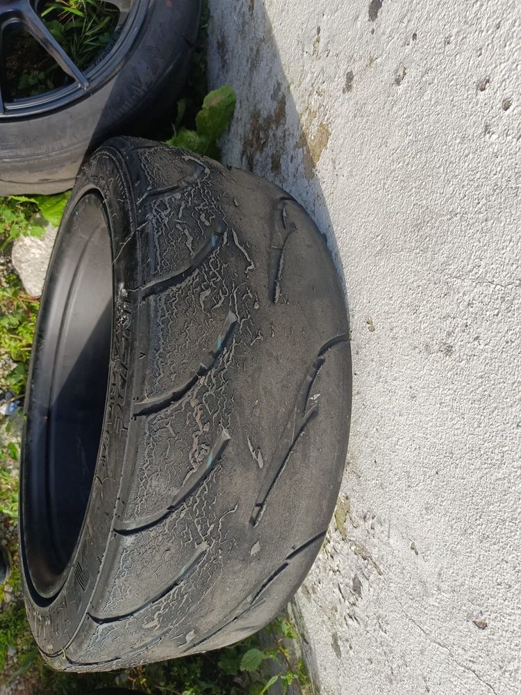Vendo jantes 17 com furacao 4x100