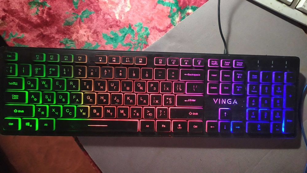 Клавиатура VINGA з підсвічуванням. Б/В.   + USB ліхтарик + подарунок