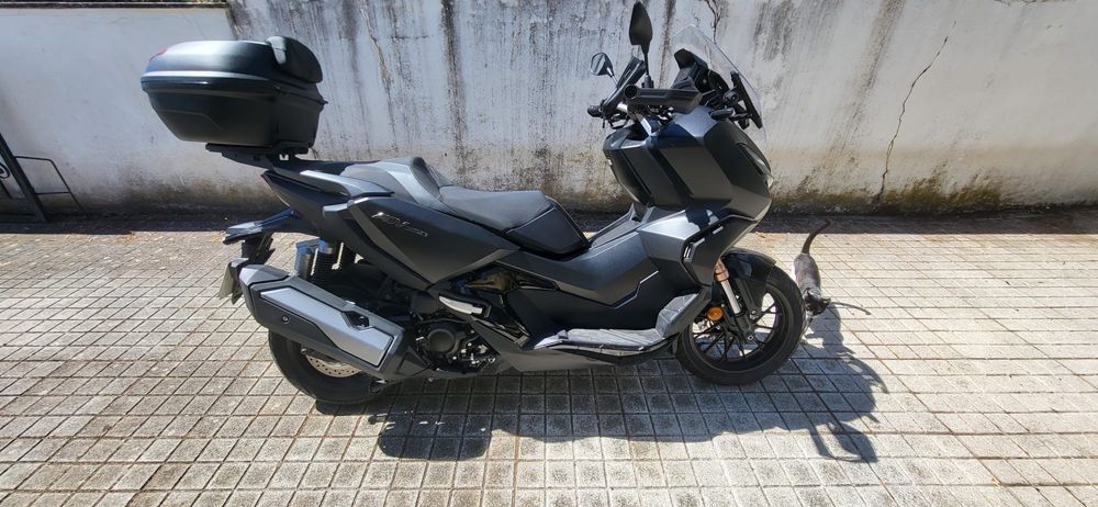 Honda ADV 350 ano de 2024