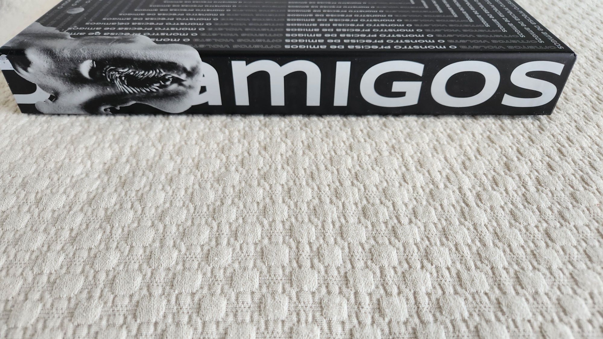 Ornatos Violeta O monstro precisa de amigos