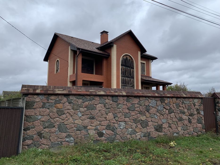Продам недобудований будинок
