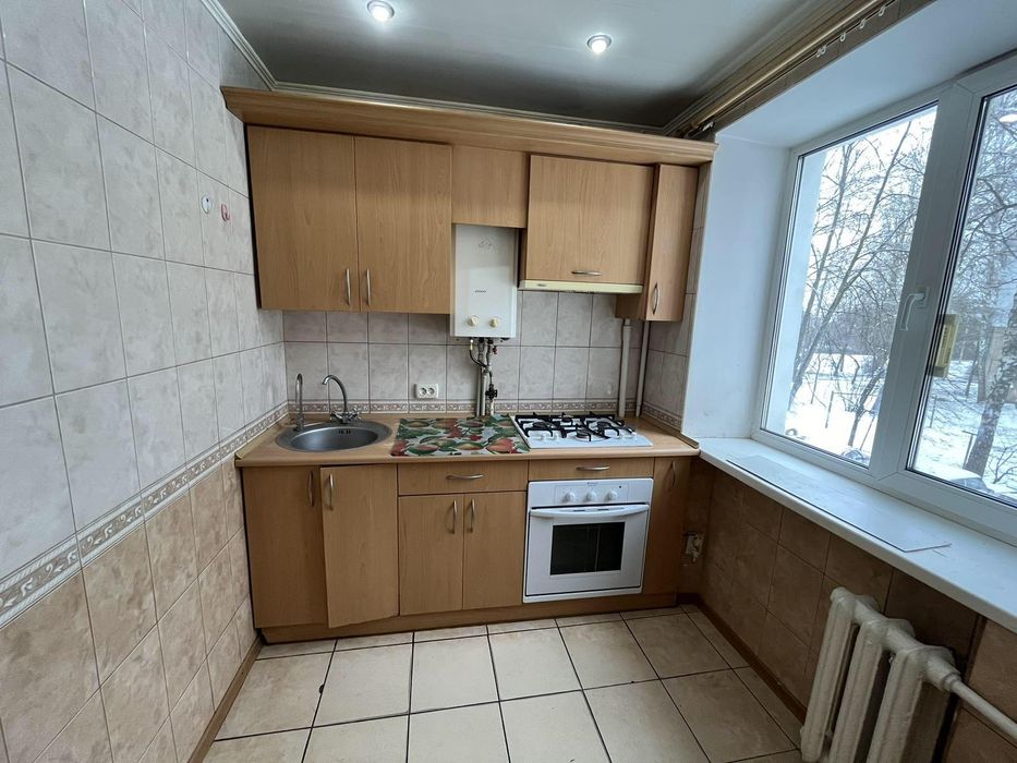 Здам 2к.квартиру без меблів та техніки Хіммістечко