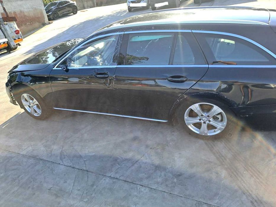 Mercedes E 220d, 2017 nacional 136000km