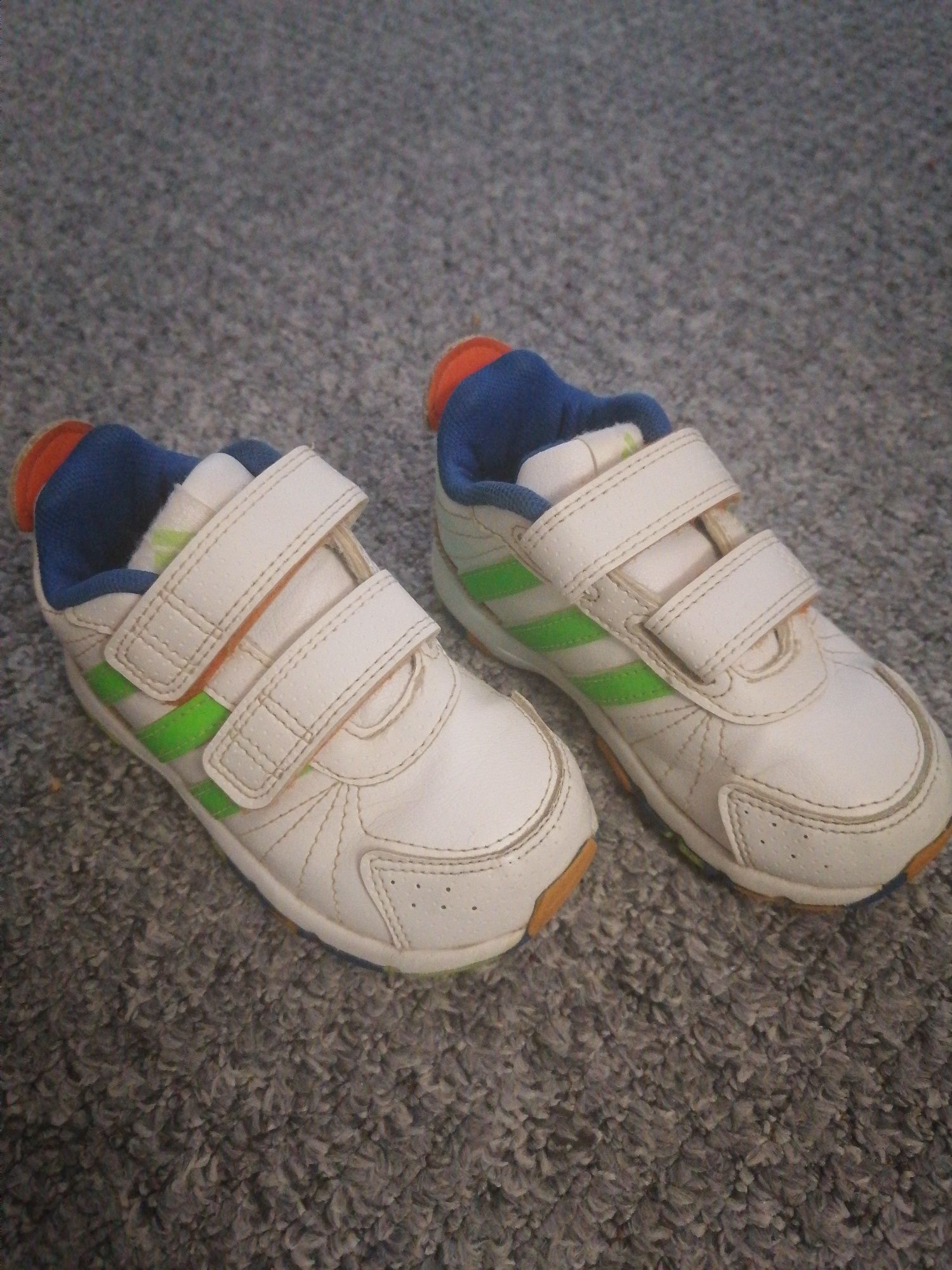 Buty adidas rozmiar 22