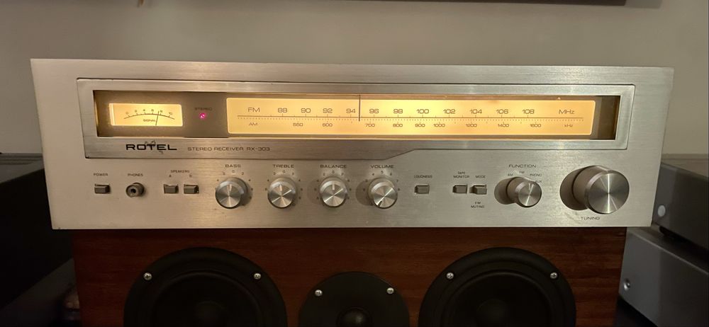 Rotel RX-303 piekny miekko i cieplo brzmiacy amplituner GWARANCJA