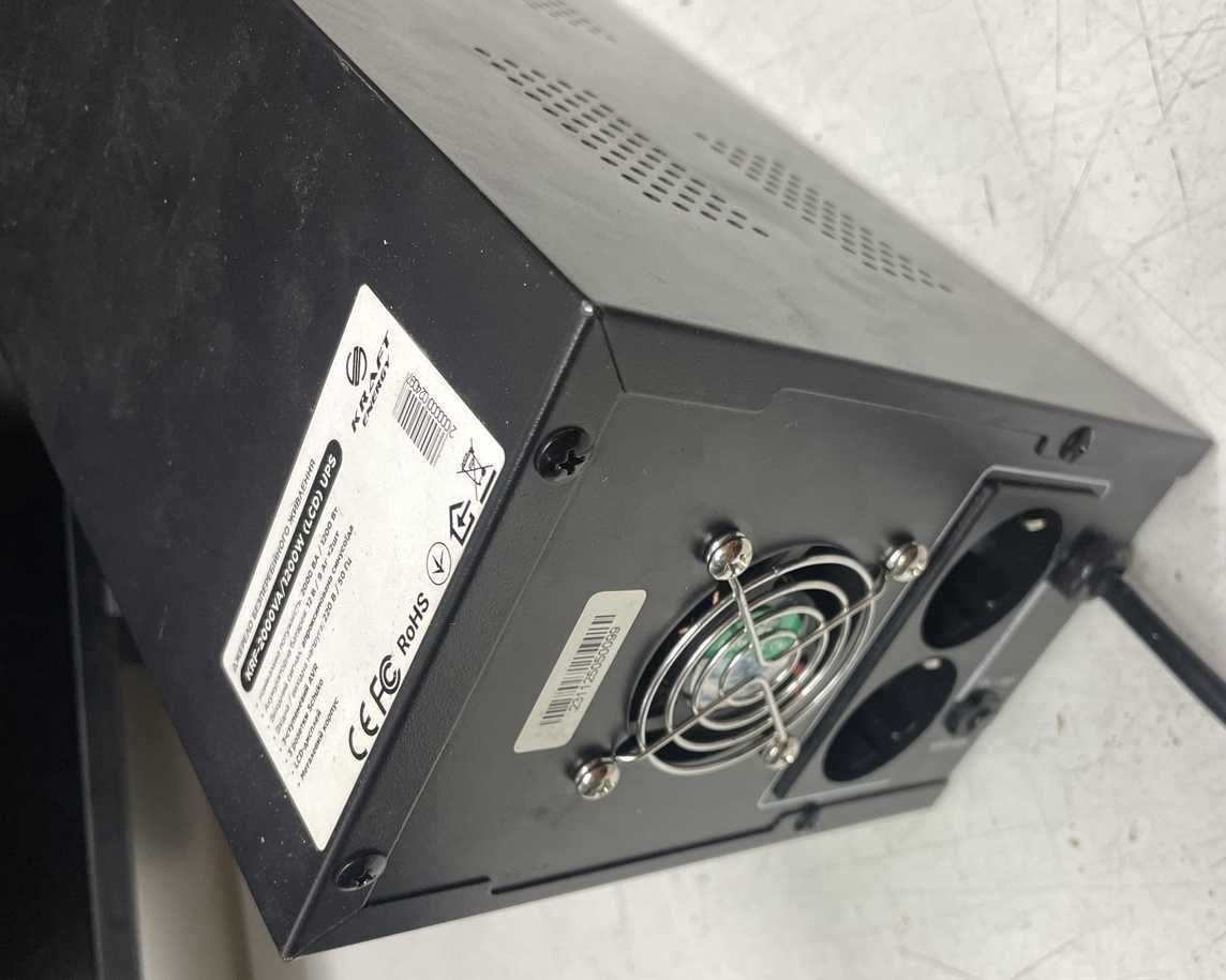 Источник бесперебойного питания KRF-2000VA Kraft УПС