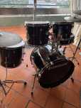 Bateria Ludwig usada mas em perfeito estado.