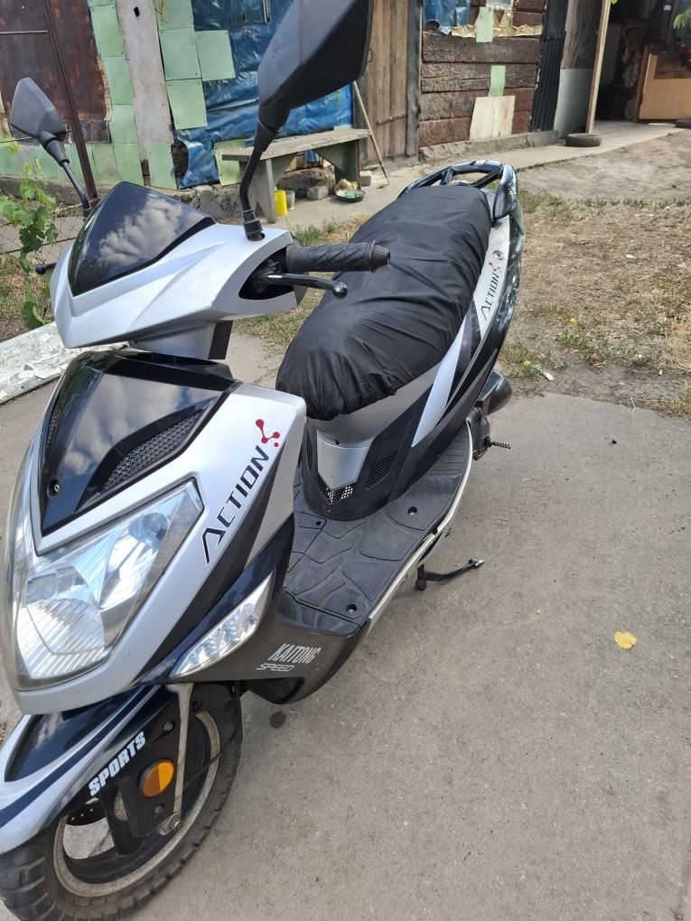 Продам скутер в отличном качестве