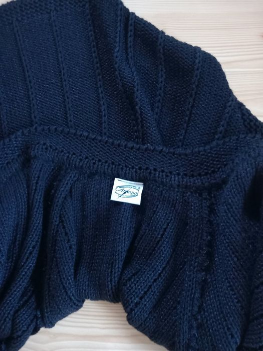 Sweterek-narzutka roz.L-XL