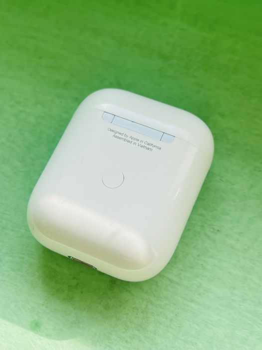Продам Футляр кейс AirPods 2 орігінал