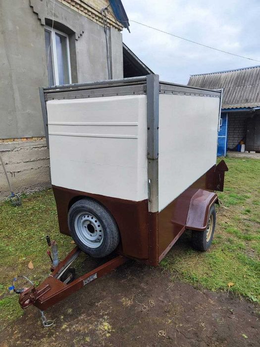 Легковий пречіп, одноосний.