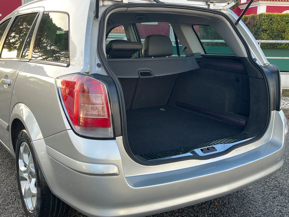 Opel Astra Caravan cosmo Nacional