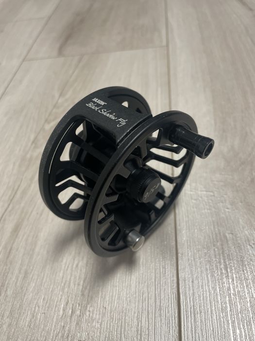 Kołowrotek Jaxon Black Shadow Fly #5/6