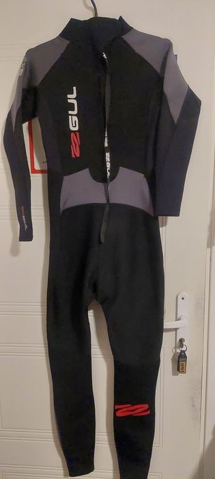 strój do nurkowania