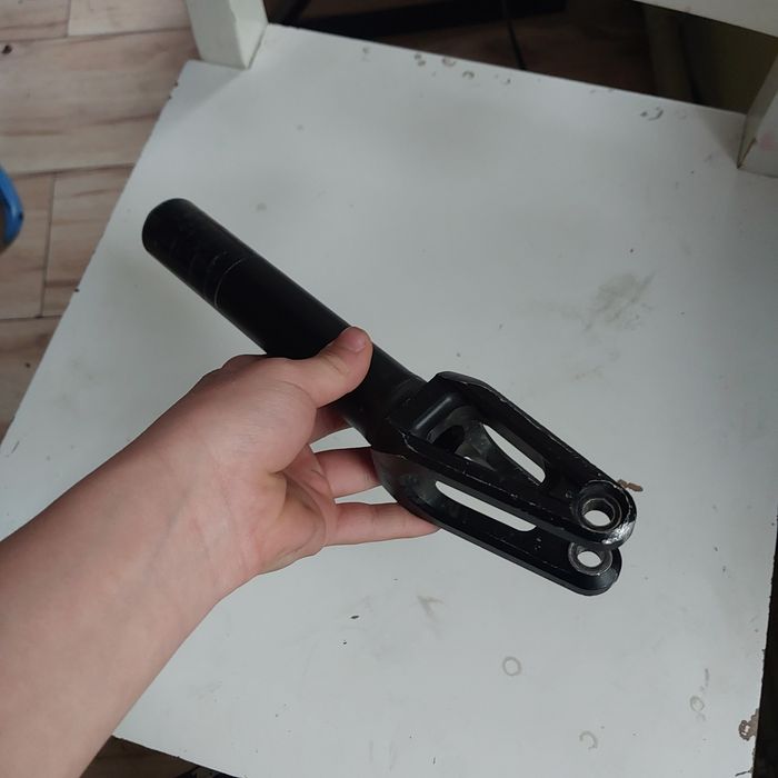 Widelec skoos do hulajnogi wyczynowej do lekkiej negocjacji