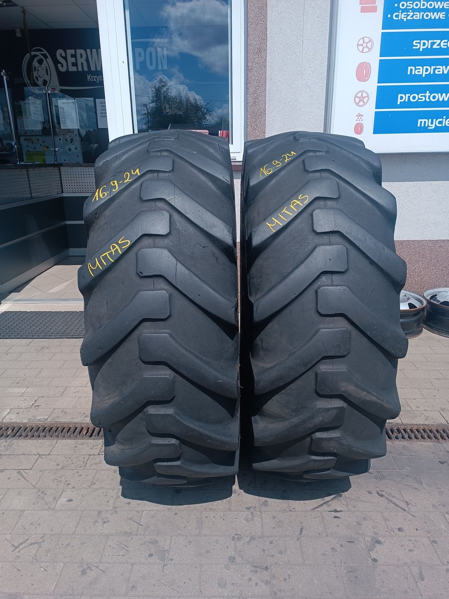 16.9-24 Mitas Tractor Industrial TI-04  16.9R24