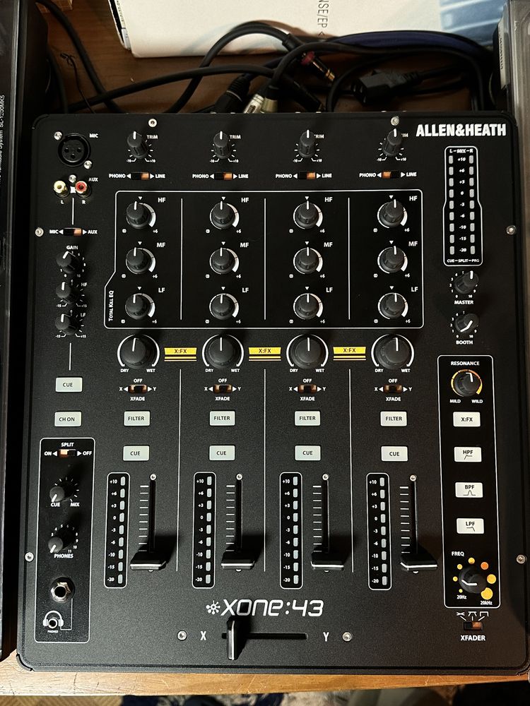 Allen & Heath XONE:43 dj mixer в идеале