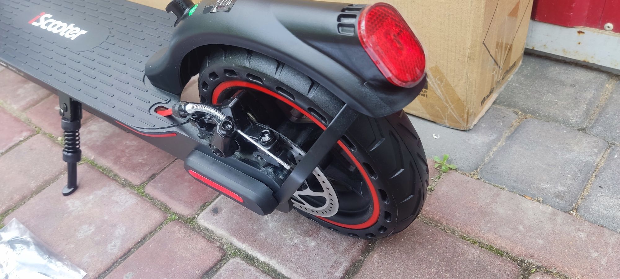 Hulajnoga elektryczna iscooter i9 Nowa nie używana.Wysylka.