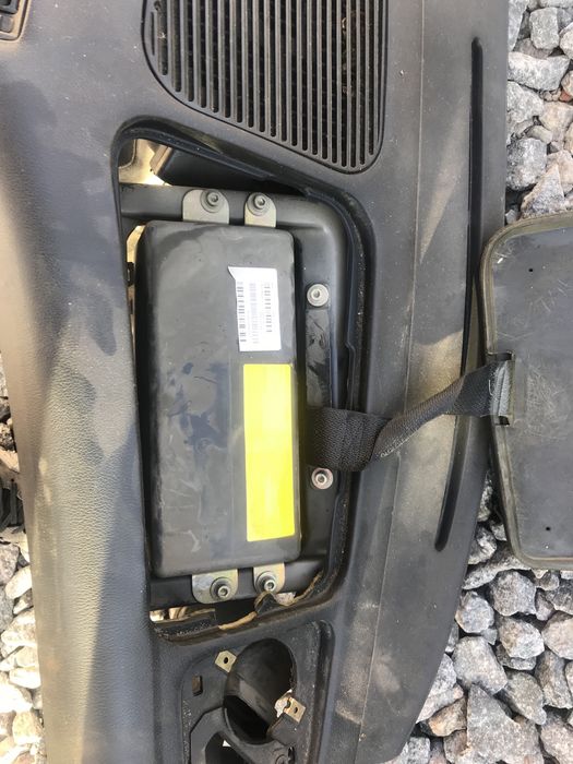 Панель бмв є 34 з подушкою беспеки