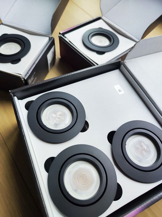 Hue white and color ambiance GU10 centura oprawki i żarówki