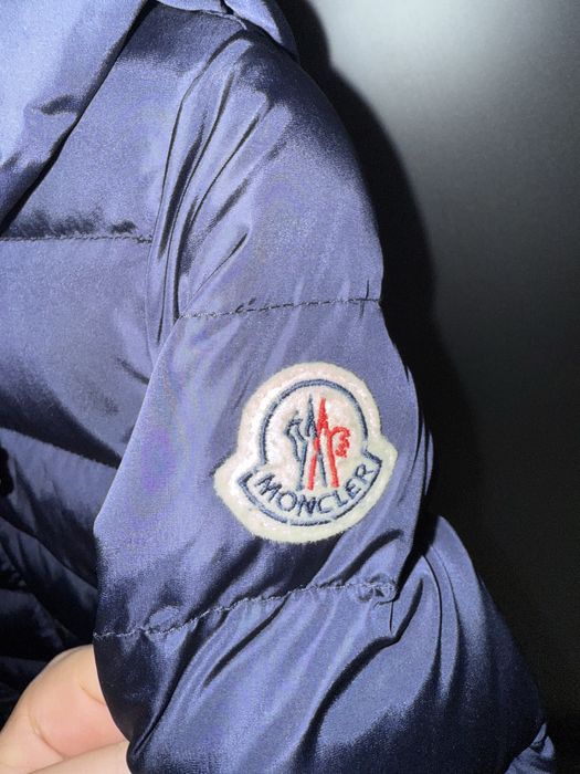 Курточка Moncler для дівчинки