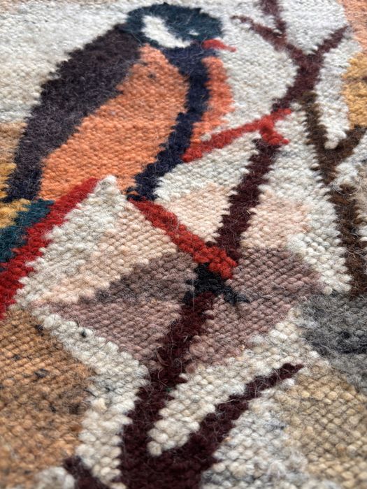 Ręcznie tkany gobelin / dywanik z motywem ptaka