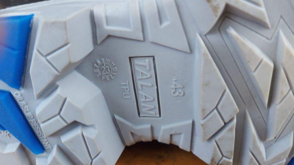 Ботинки рабочие высокие 43 р