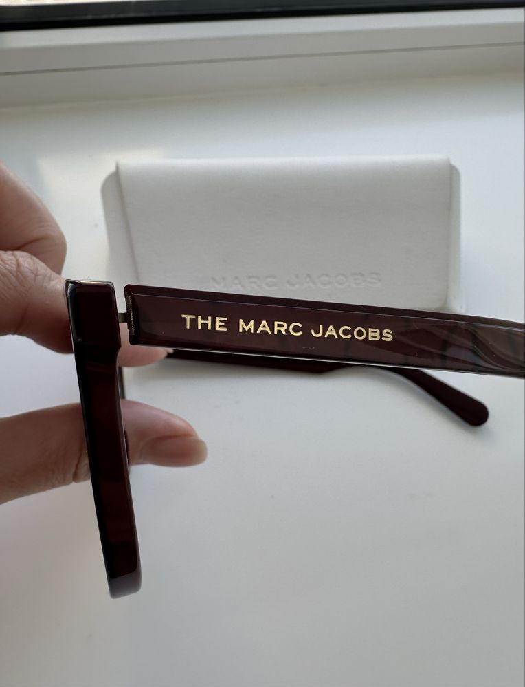 Продам сонцезахисні окуляри MARC JACOBS