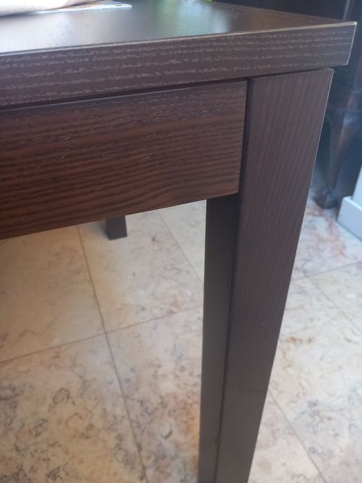 Mesa ikea extensível castanho- escuro