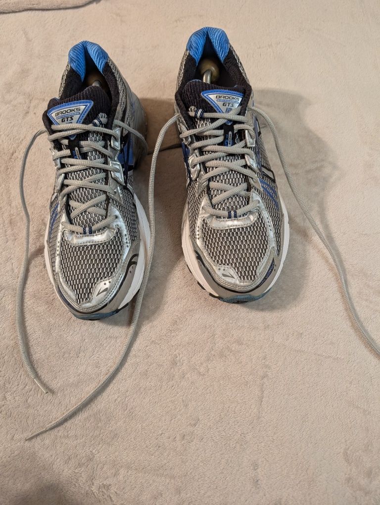 Кросівки Brooks GTS 12
 45 р. 29 см