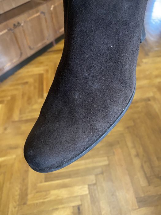 Чобітки до колін жіночі