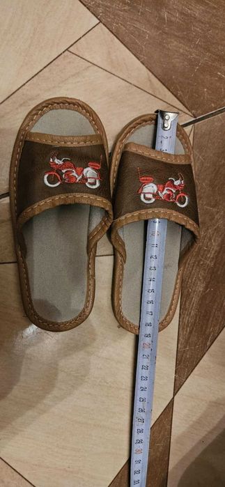 pantofle dla dziecka, długość wkładki 19 cm