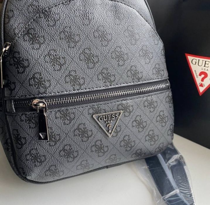 Plecak Guess wyprzedaż polecam elegancki