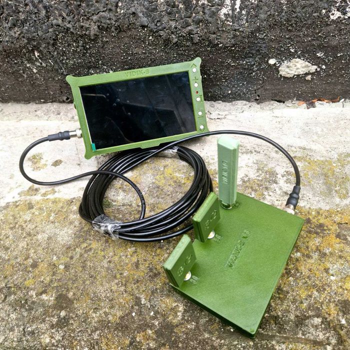 VIDIK-S v3 — стаціонарний перехоплювач відеосигналу (трьохдіапазонний)