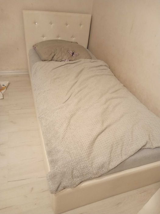 Sprzedam meble widoczne na zdjęciach