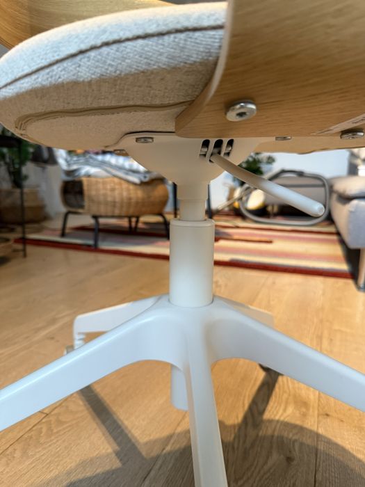 Krzesło obrotowe do biurka -Ikea