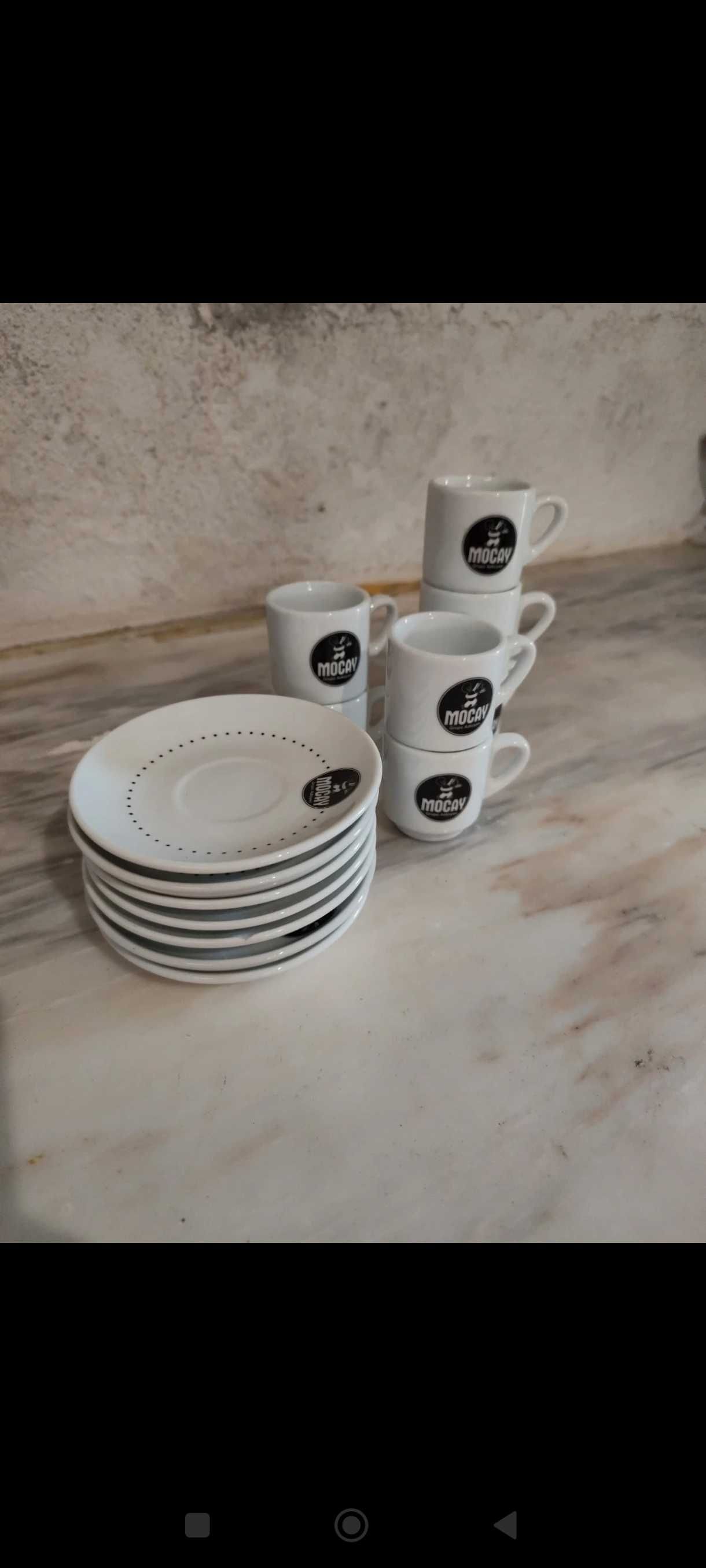 Chávenas de café