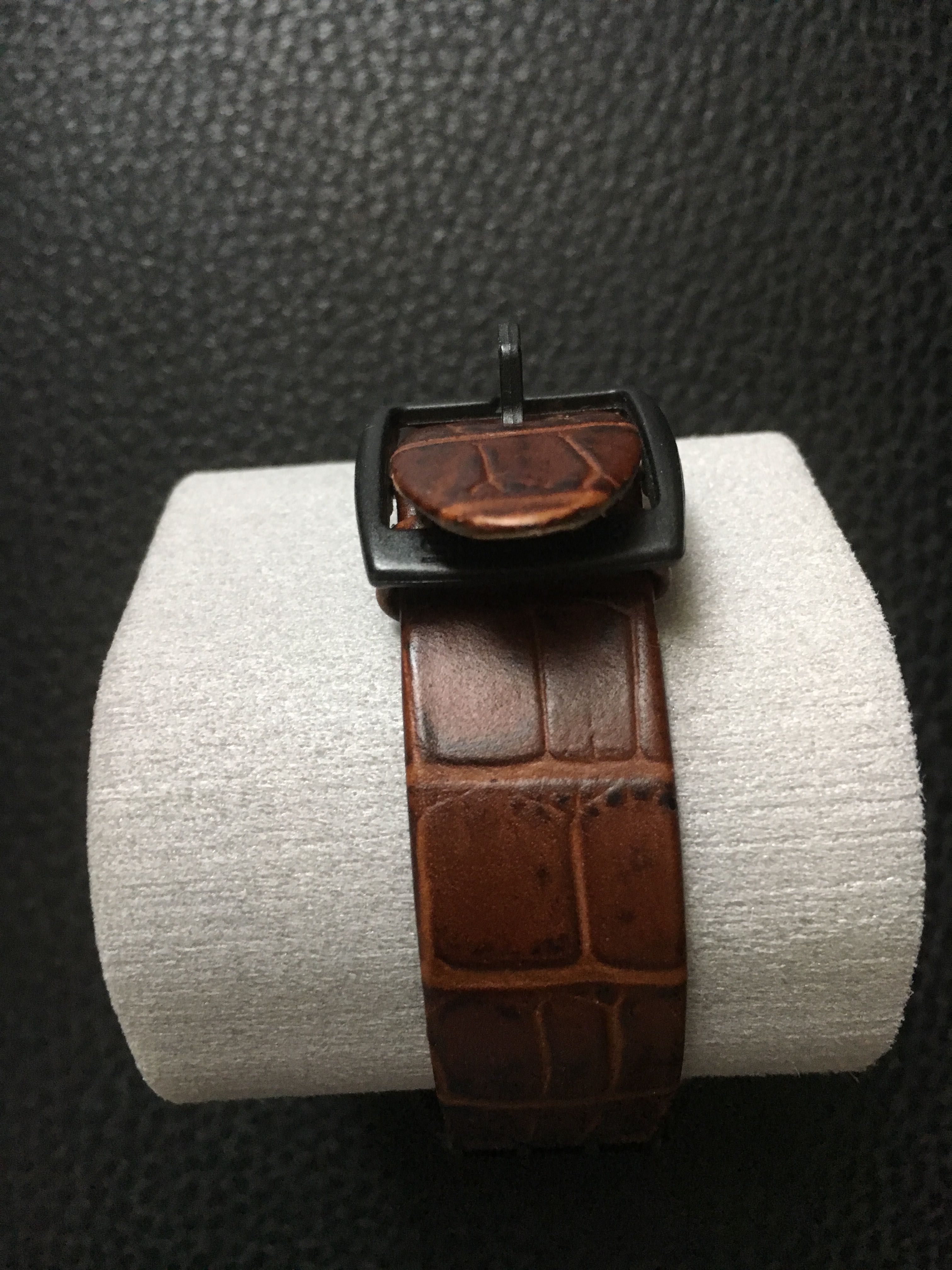 Relógio de colecção retro da swatch da série 007 goldeneye