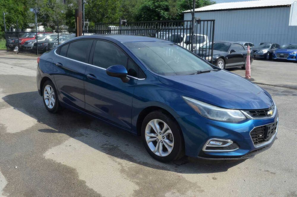 Chevrolet Cruze LT      2019