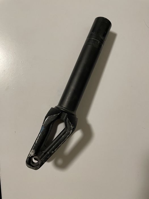 Вилка для трюкового самоката native stem black