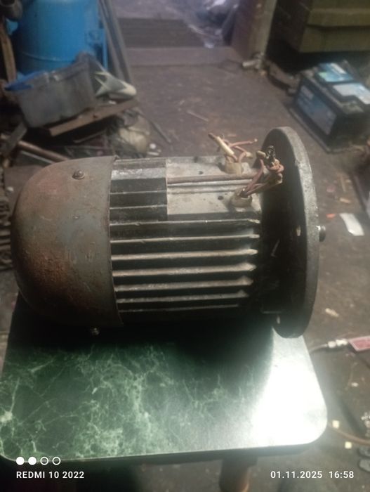 емектромотор 1 квт на 1000 обертів