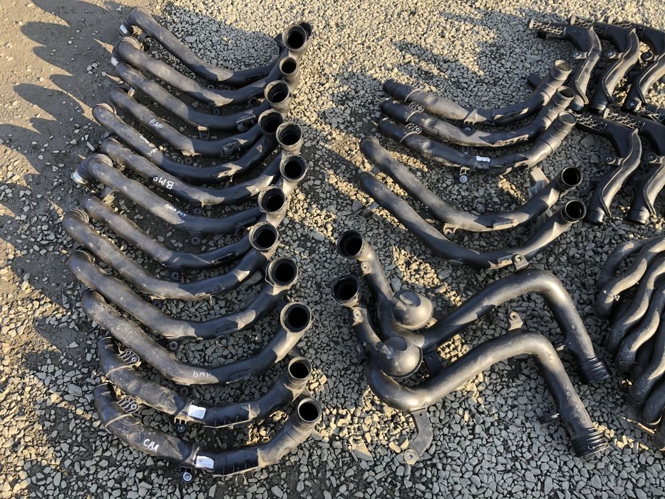 патрубок охолодження интеркуллера турбини passat b6 skoda a5 golf 5