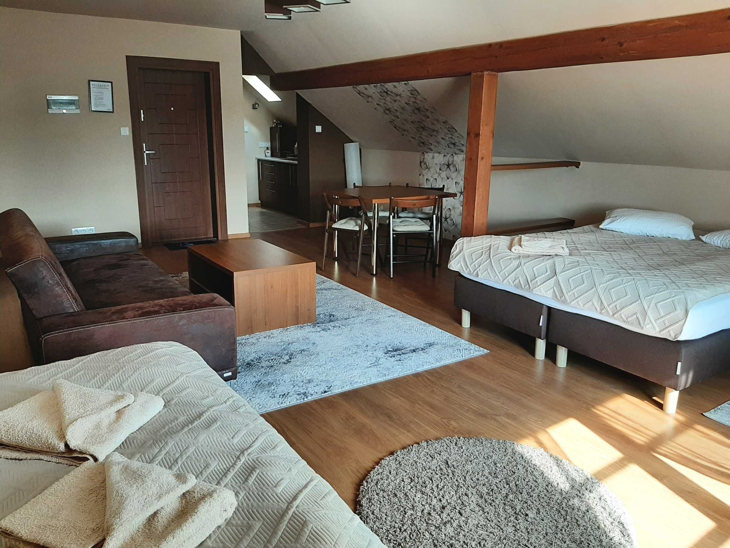 Noclegi - Apartamenty Pod Złotym Lwem Puck