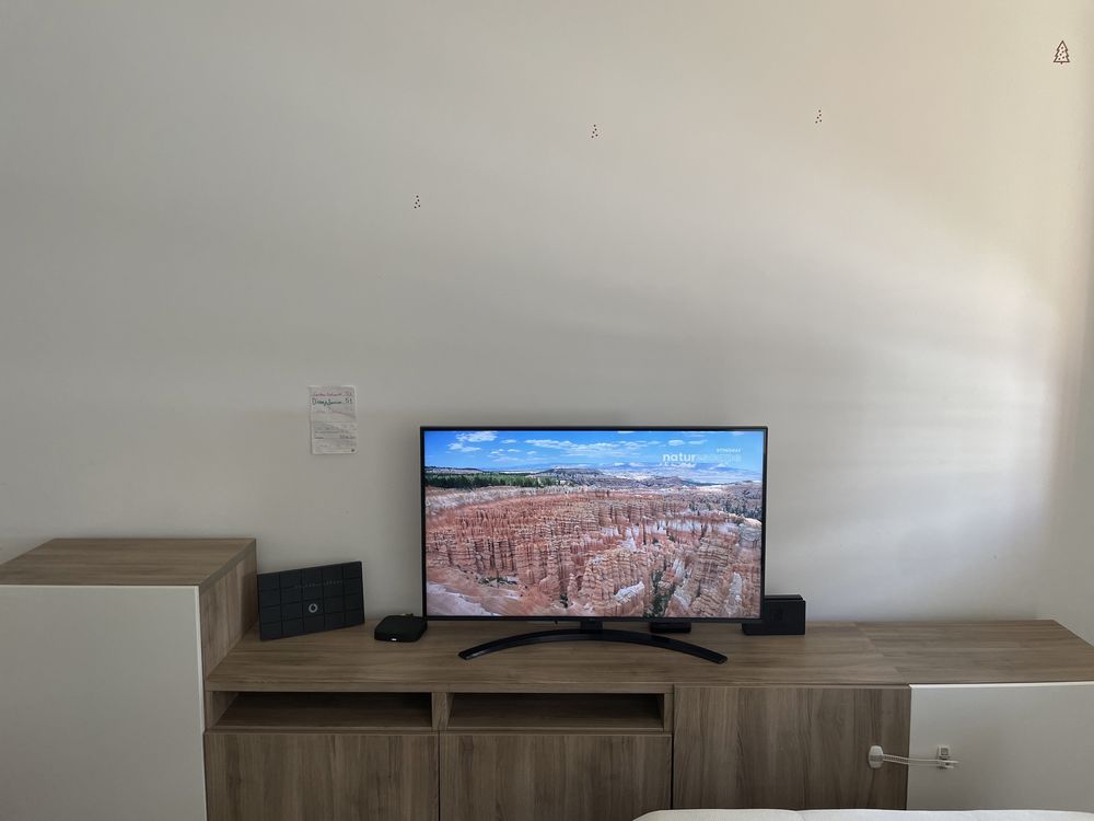 Movel Besta ikea - nogueira