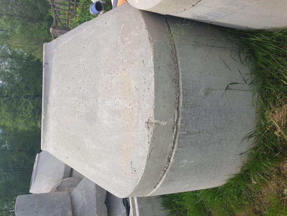 Studnia betonowa kregi rura  700.400 .315 250