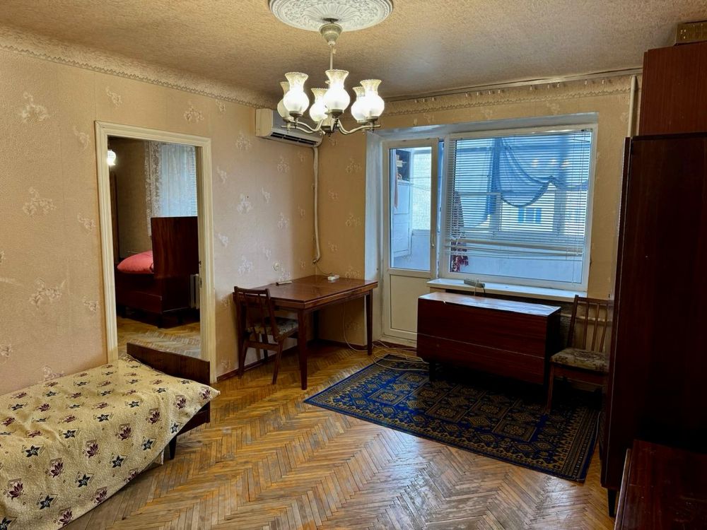 Продаж 3к квартири Оболонь вул. Олександра Попова Пріорка 55 кв м