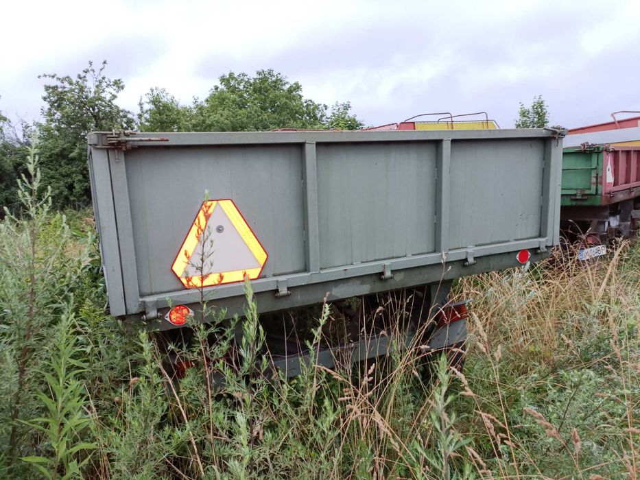 Przyczepa sztywna i wywrotka