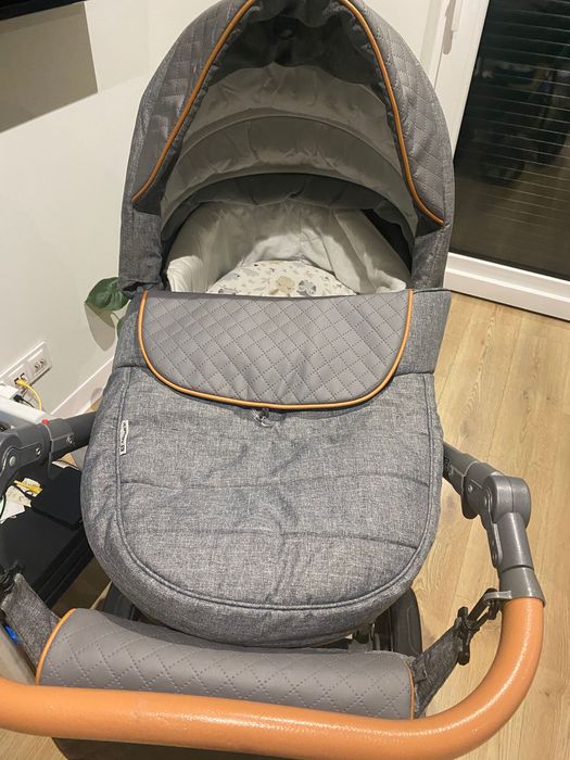 Uniwersalny wózek 2w1